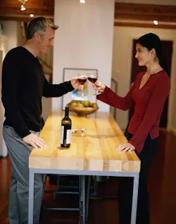 couple-in-kitchen couple-in-kitchen