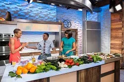 michelle-obama-robin-roberts_sm michelle-obama-robin-roberts_sm