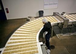 ResizedImage250179-hearthside-food-solutions-conveyor ResizedImage250179-hearthside-food-solutions-conveyor