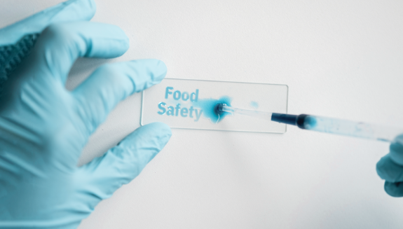 1660317343476 Fp2202foodsafetycoverstory