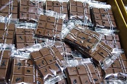 Loving-Earth Loving-Earth