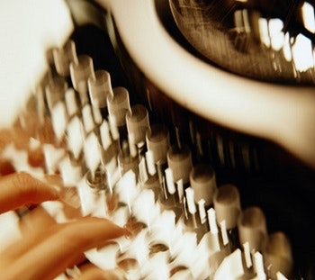 1660319383282 Typewriter