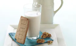 1660601387645 Walnutscrackersmilk 1660601387645 Walnutscrackersmilk