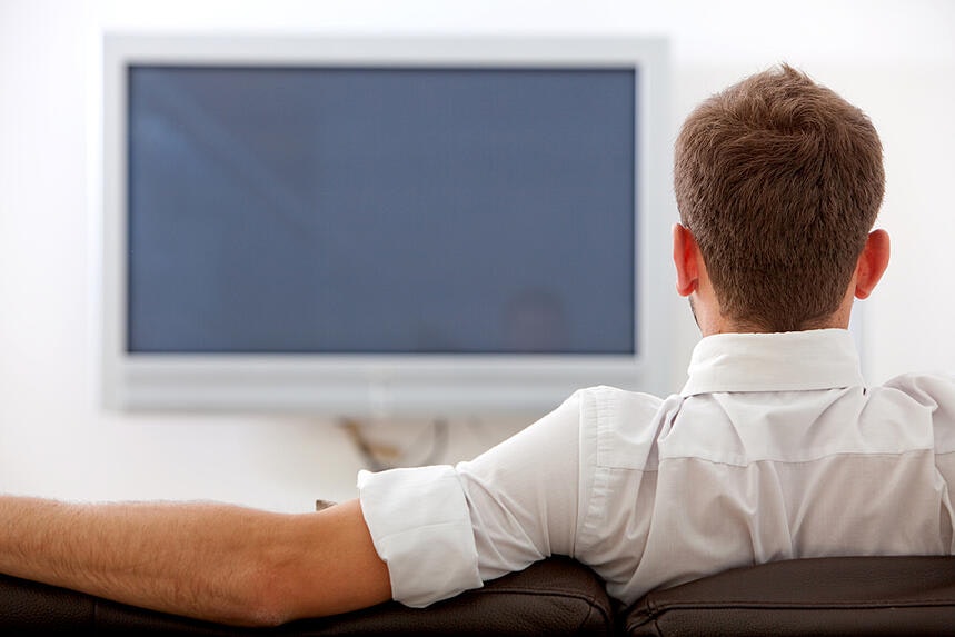 1660601478091 Watchingtelevision