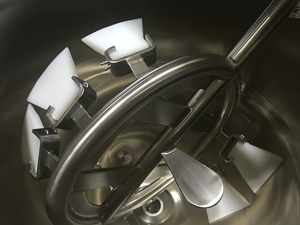 1660601575997 Leeagitators