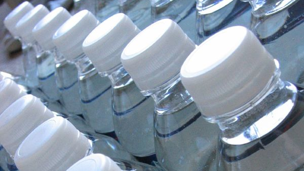 'water bottles'