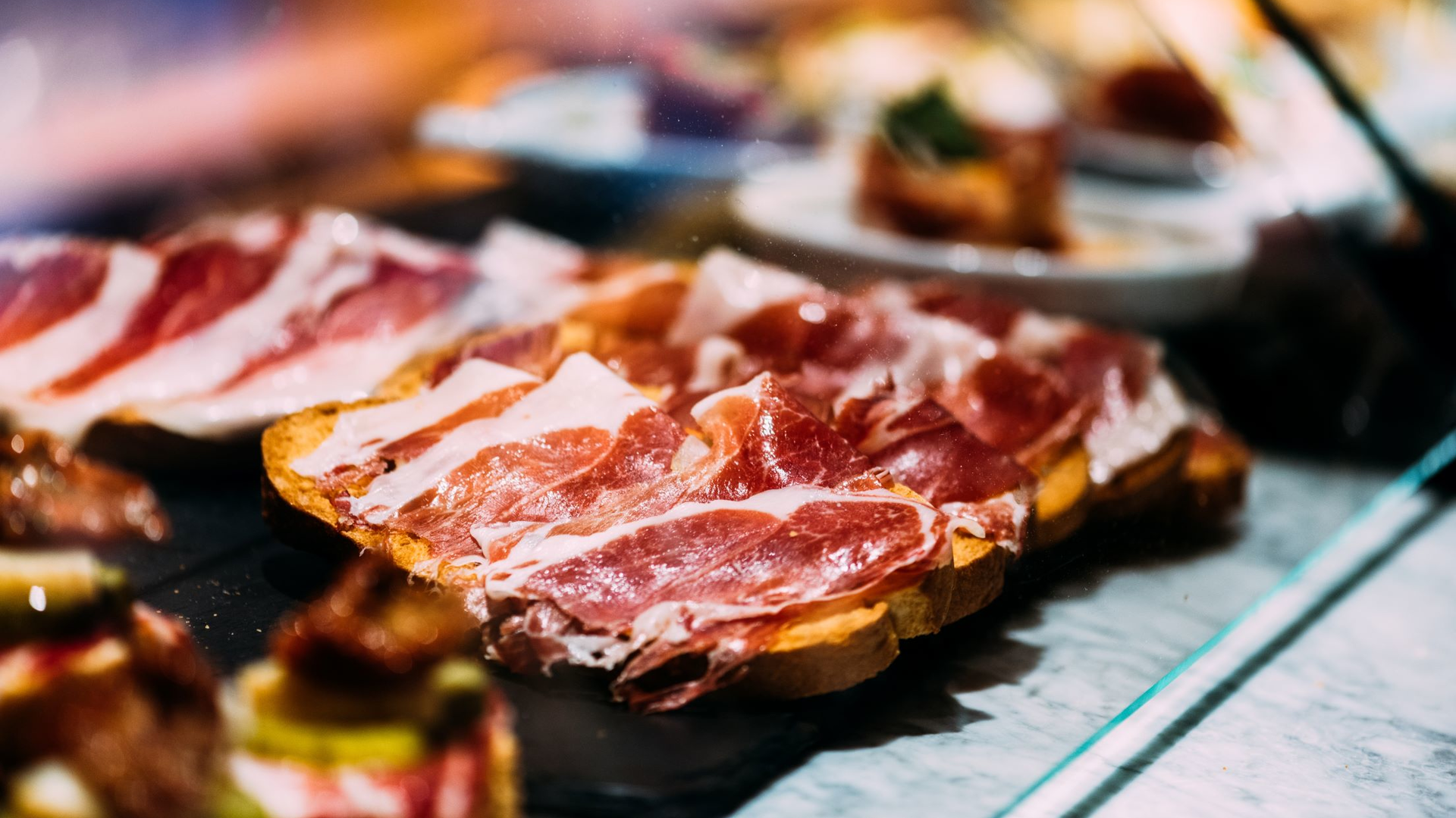 Shutterstock 2284955395 65415702d93ff