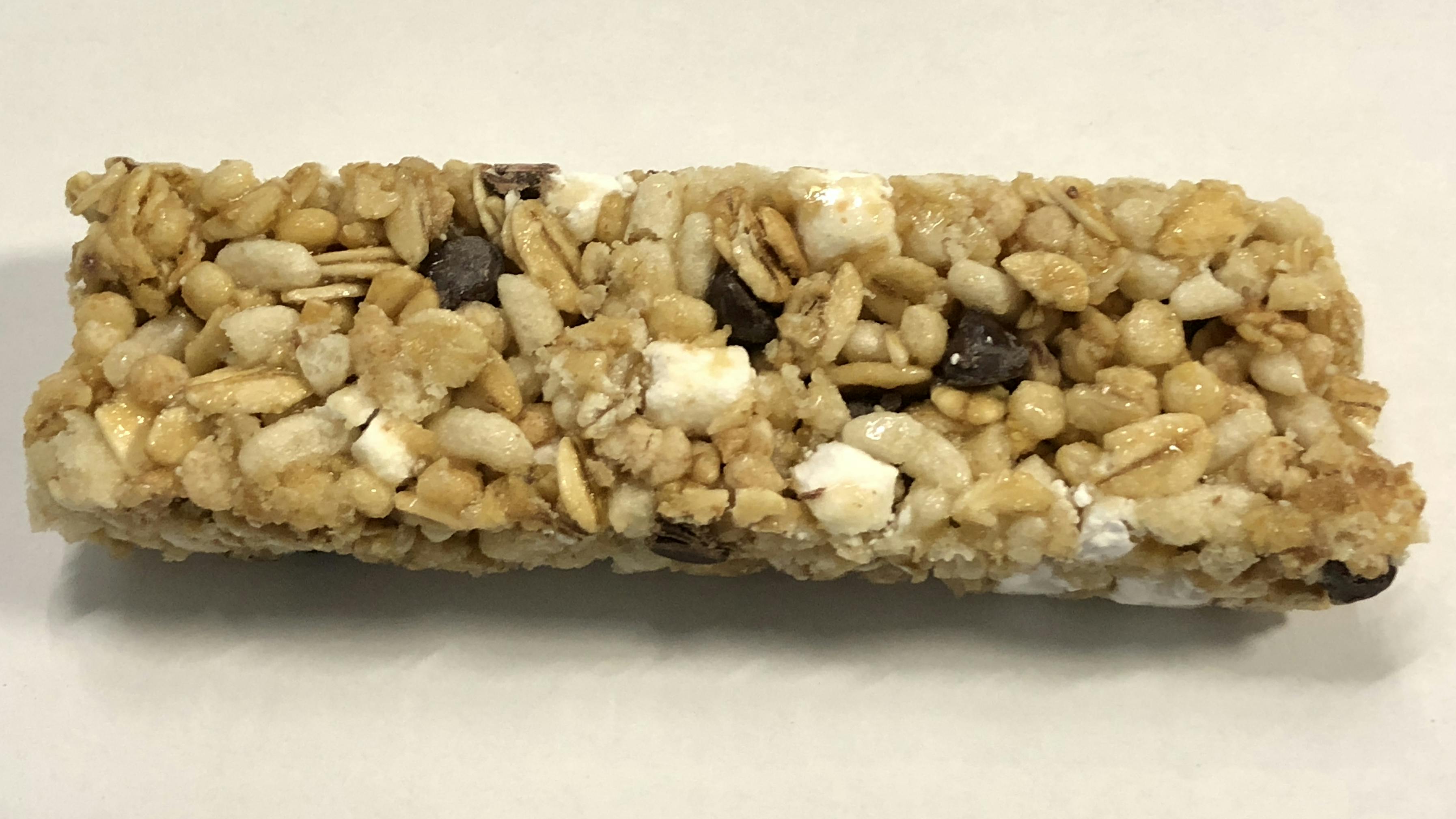 a_quaker_chewy_smores_granola_bar