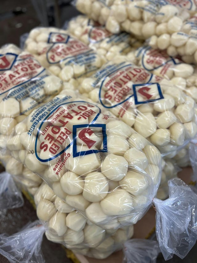 Keystone makes a wide variety of fresh potato products destined for foodservice and retail channels across the country. Keystone makes a wide variety of fresh potato products destined for foodservice and retail channels across the country.