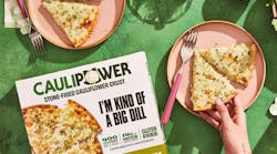 caulipower_dillpicklepizza_lifestyle_1 caulipower_dillpicklepizza_lifestyle_1