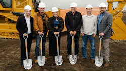 group_shovel_photo_2 group_shovel_photo_2