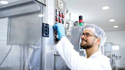 connected_freeadobestock_486660667 connected_freeadobestock_486660667