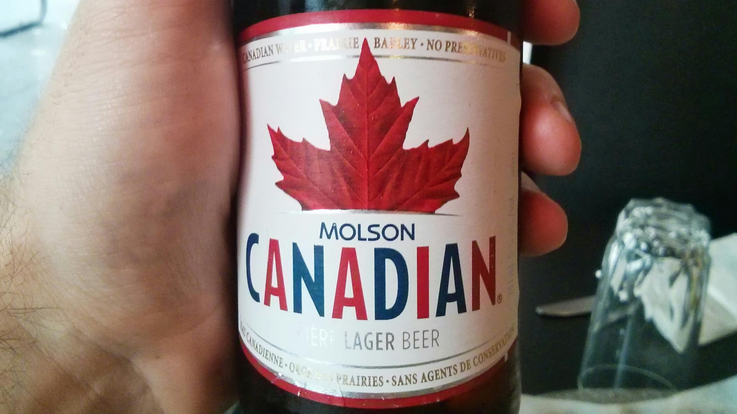 'Molson Canadian Beerbottle'