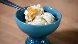 'Jeni's Ice Cream! Biscuits and Cream' 'Jeni's Ice Cream! Biscuits and Cream'
