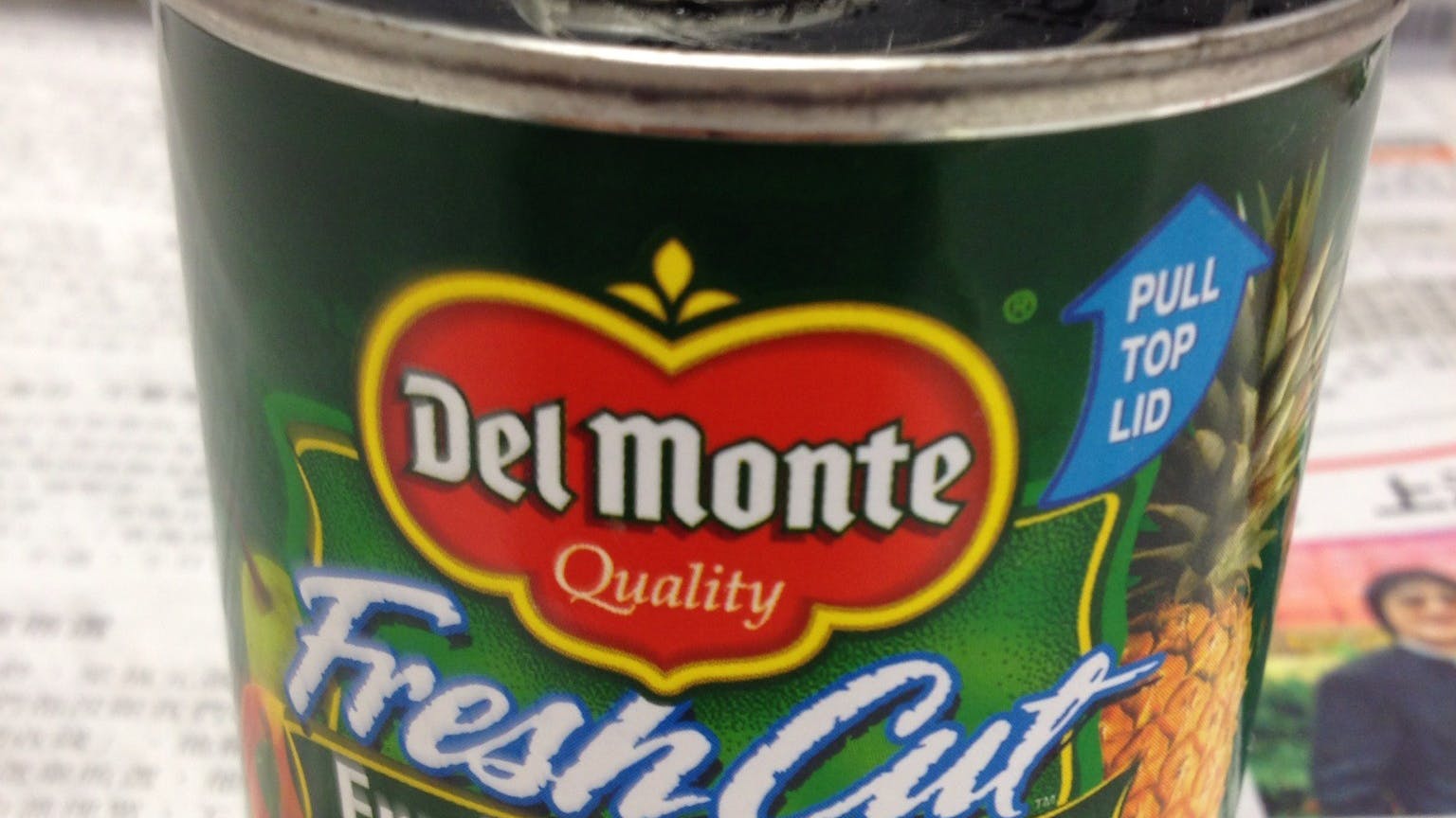 'Del Monte fresh cut fruit cocktail'
